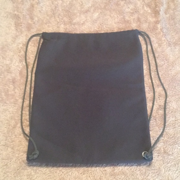 🔥4/$20 RODAN + FIELDS Drawstring Backpack - Picture 3 of 9